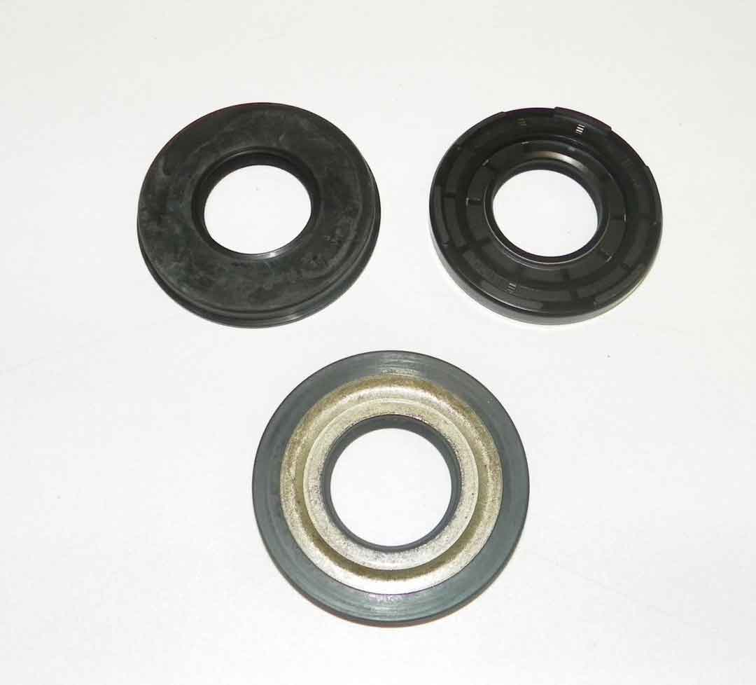 Crankshaft Oil Seal Kit Tiger Shark 640