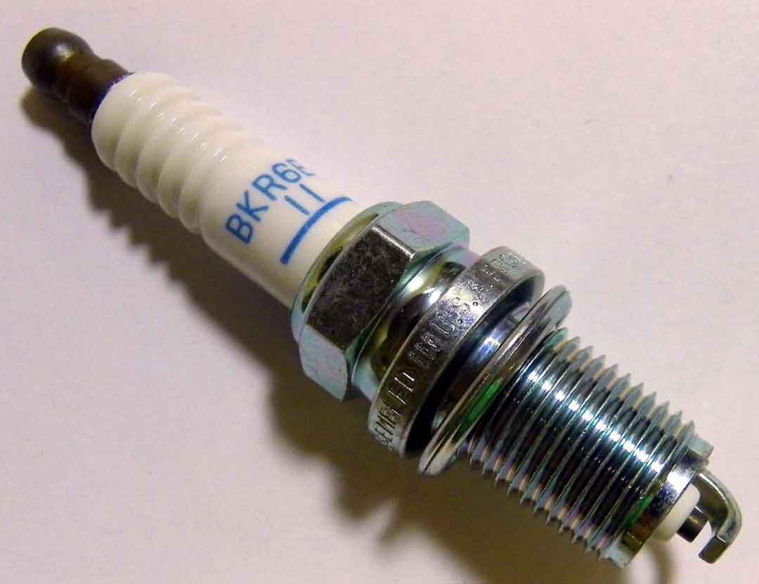 Spark Plug BKR6ES-11 / 5553