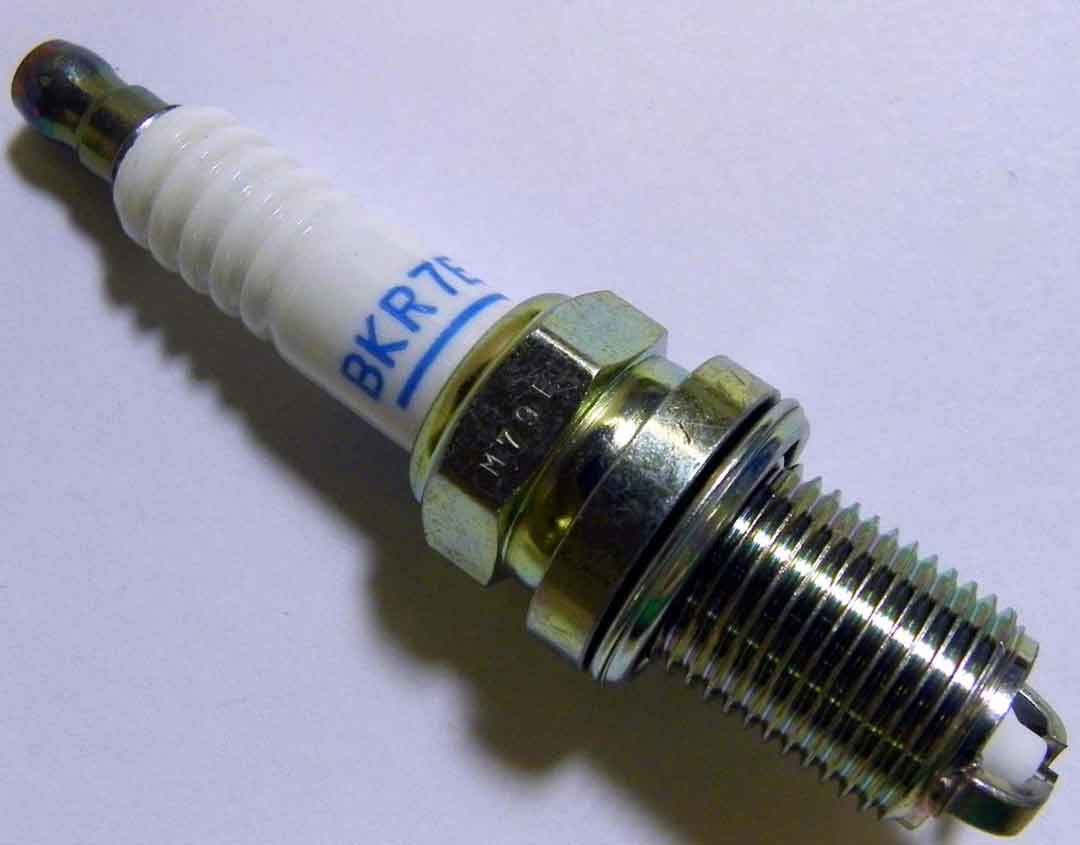 Spark Plug BKR7EKU / 5881