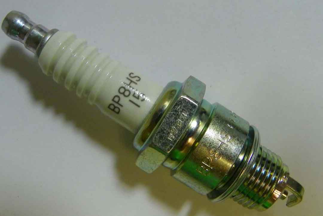 Spark Plug BP8HS-15 / 6729