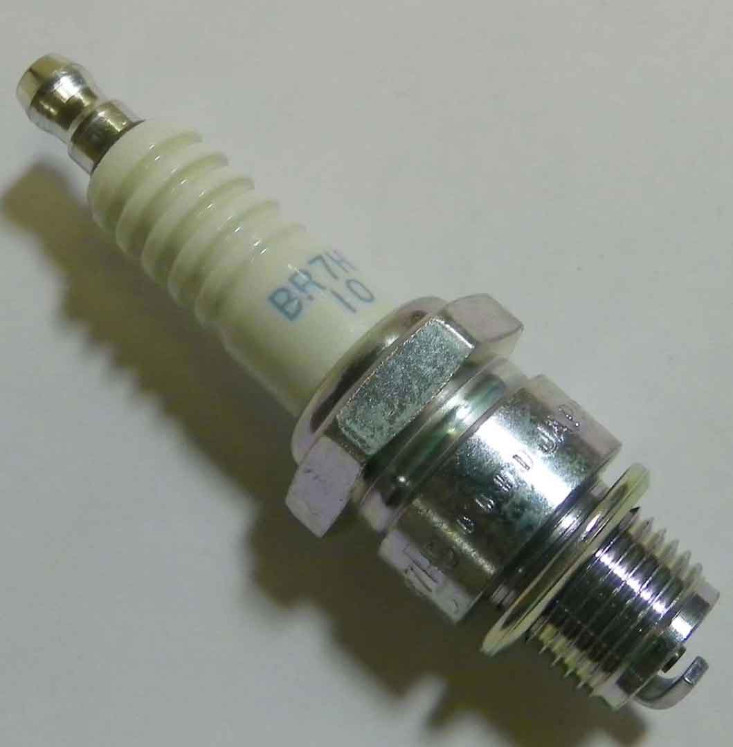 Spark Plug BR7HS-10 / 1098