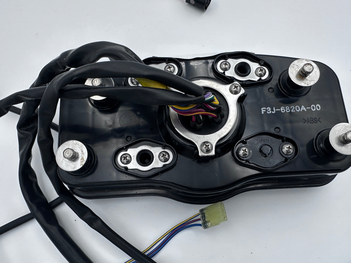 SH Gauge F3J-6820A-00 Yamaha SVHO Cruiser 2014 SKU SHAU683-006